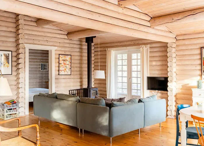 Сasa de vacaciones Cozy Times In Log House Amongst Trees *