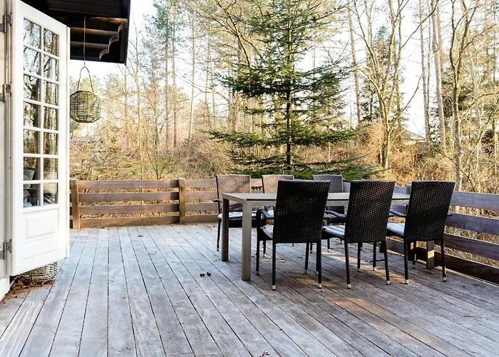 Cozy Times In Log House Amongst Trees Сasa de vacaciones Ebeltoft